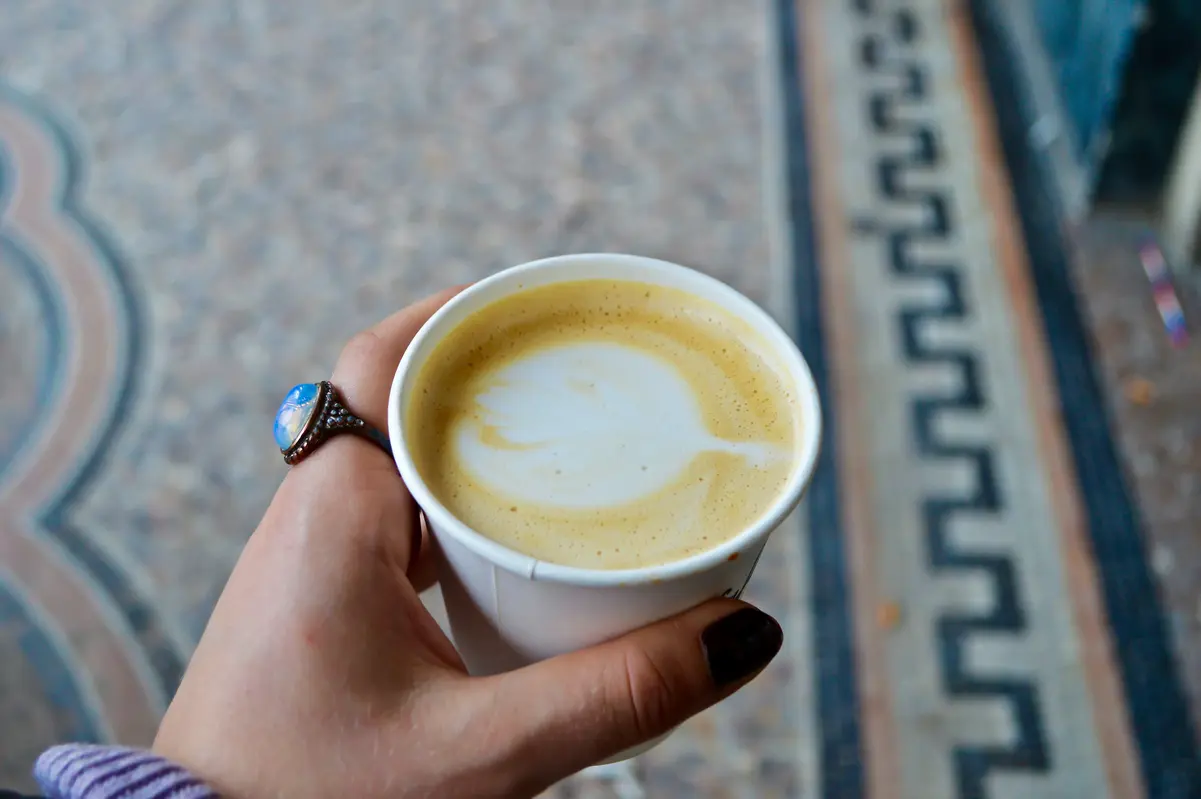 Jak kawa wpływa na metabolizm i energię?